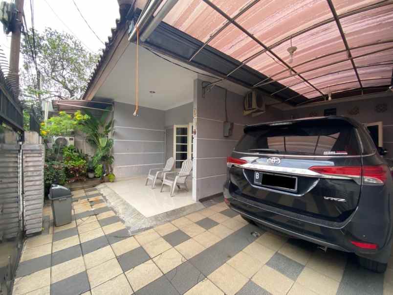 dijual rumah jati rawamangun pulogadung