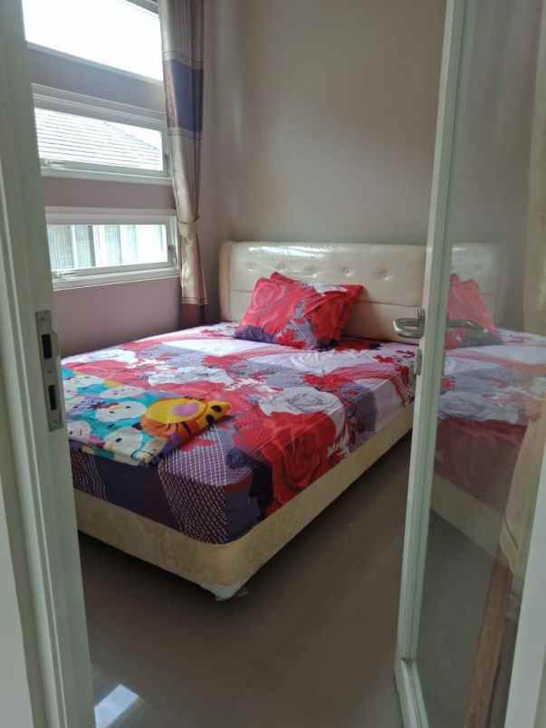 dijual rumah jl abdul gani atas