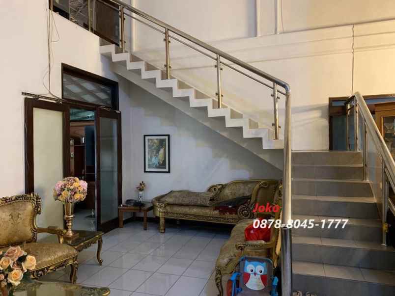 dijual rumah jl ayub