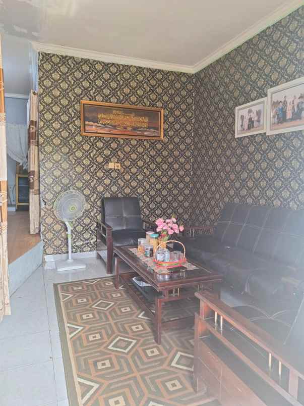 dijual rumah jl bukit barisan