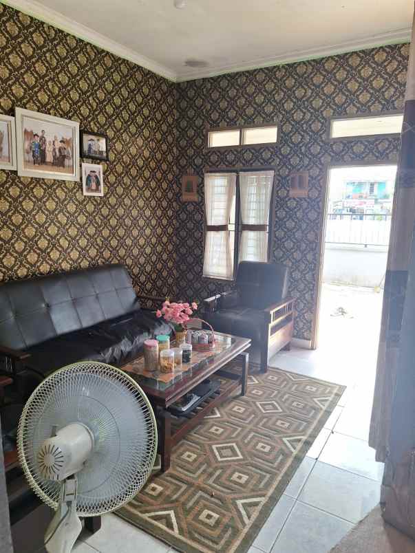 dijual rumah jl bukit barisan