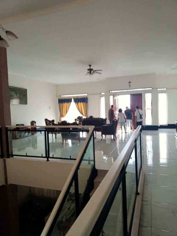 dijual rumah jl curug raya pondok