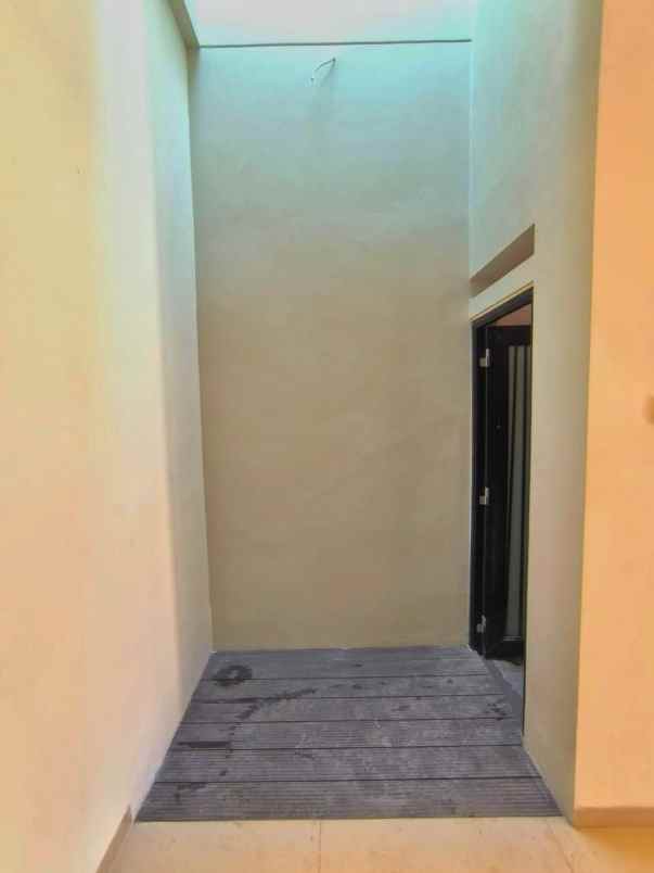 dijual rumah jl ikan rawamangun jakarta