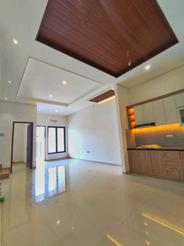 dijual rumah jl ikan rawamangun jakarta