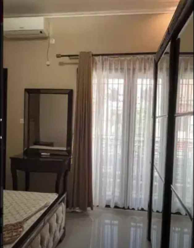 dijual rumah jl ikan rawamangun jakarta