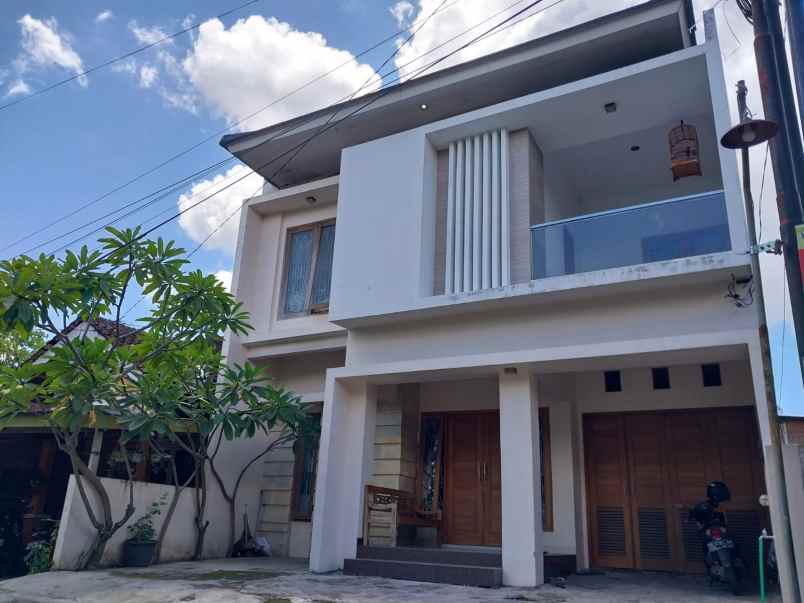 dijual rumah jl imogiri timur km 8