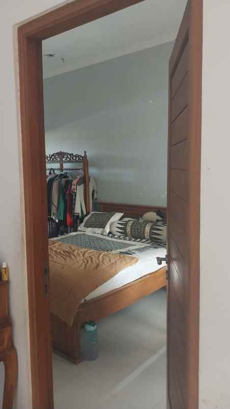 dijual rumah jl imogiri timur km 8