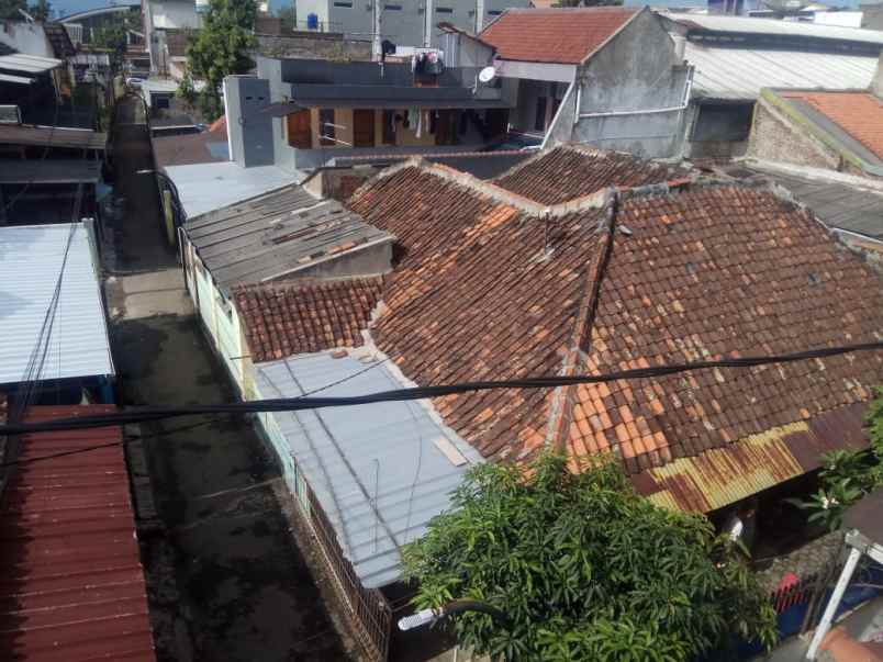 dijual rumah jl maleer