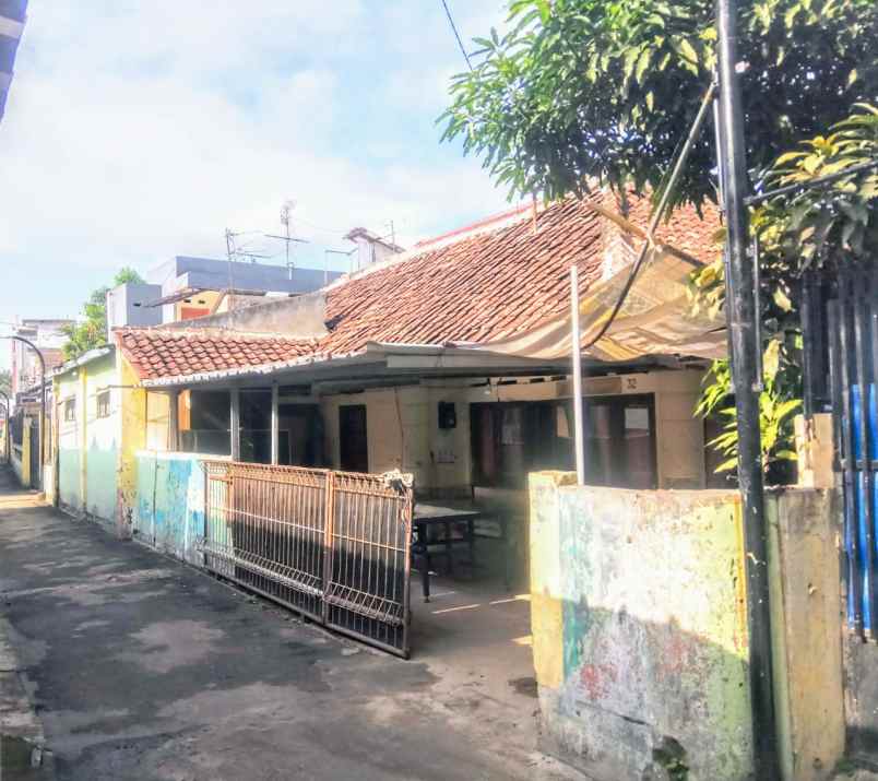 dijual rumah jl maleer