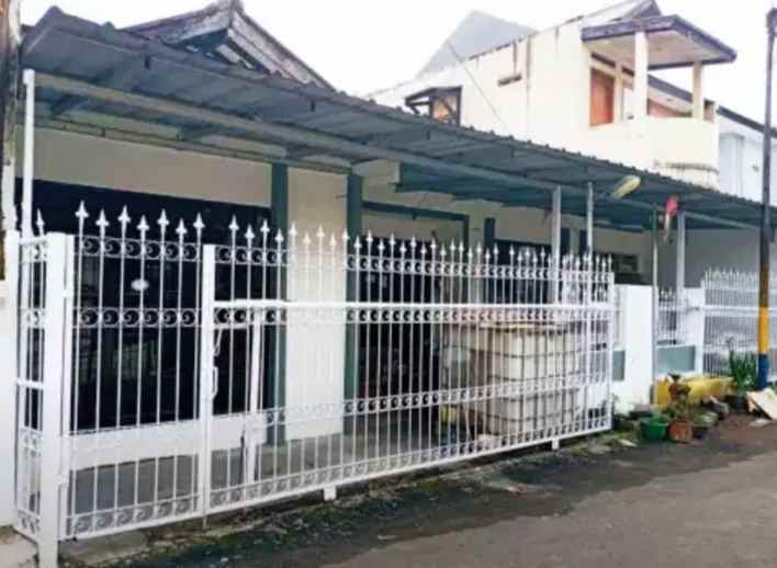 dijual rumah jl mars margahayu