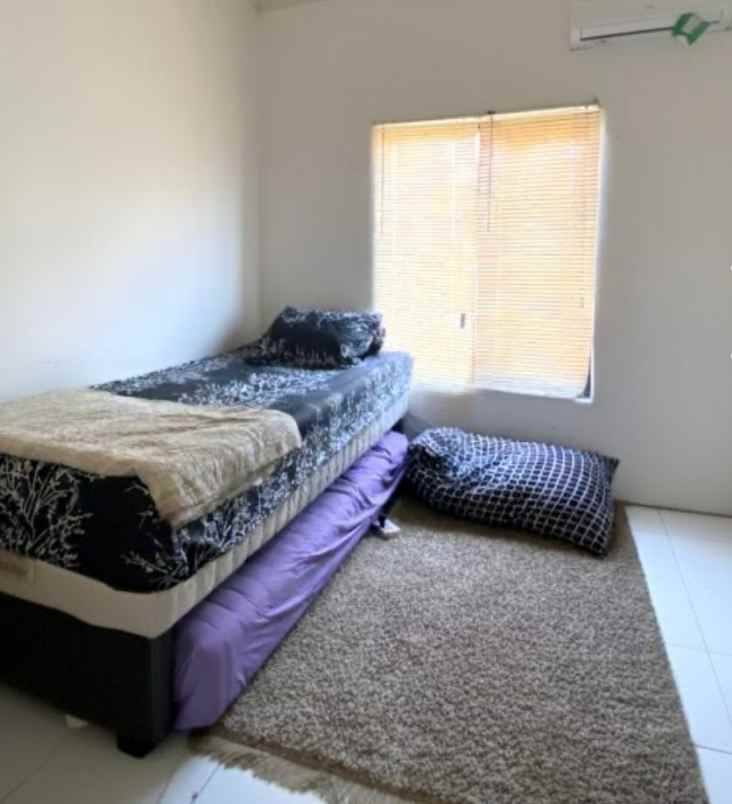 dijual rumah jl merkuri tata surya