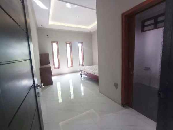 dijual rumah jl palagan km 11 5