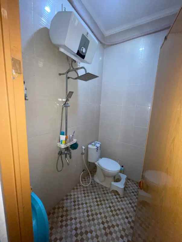 dijual rumah jl pondok bambu duren