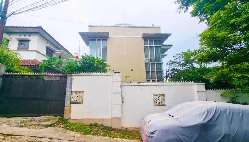 dijual rumah jl pondok kelapa raya kec