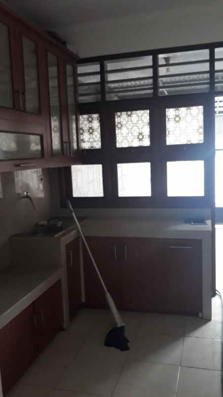 dijual rumah jl rancho indah dalam