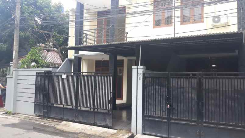 dijual rumah jl rancho indah dalam