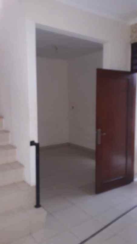 dijual rumah jl rancho indah dalam