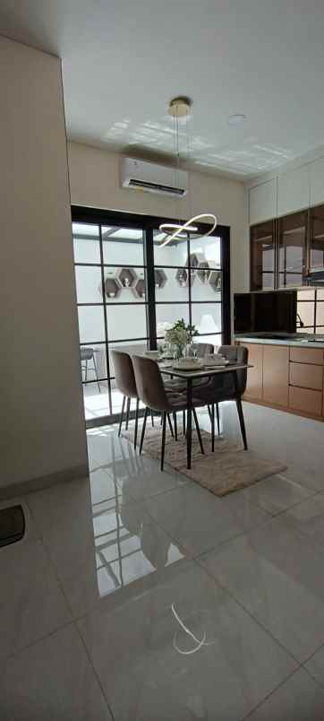 dijual rumah jl rawalumbu bekasi barat