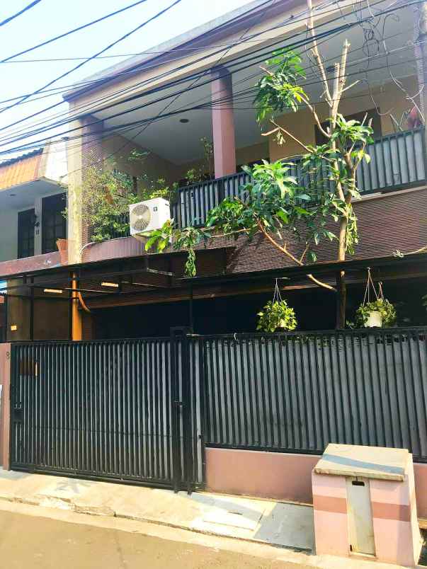 dijual rumah jl rawamangun jakarta timur