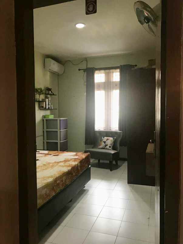 dijual rumah jl rawamangun jakarta timur