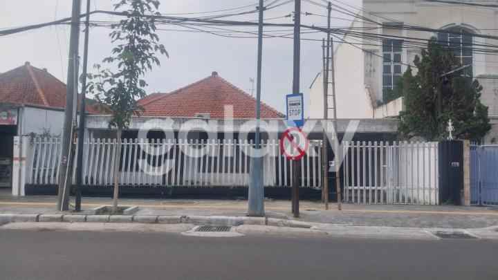 dijual rumah jl raya kartini