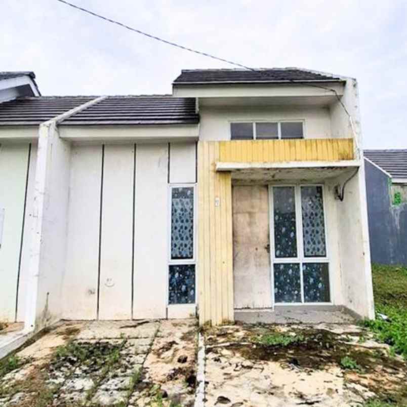 dijual rumah jl raya sukatani ds