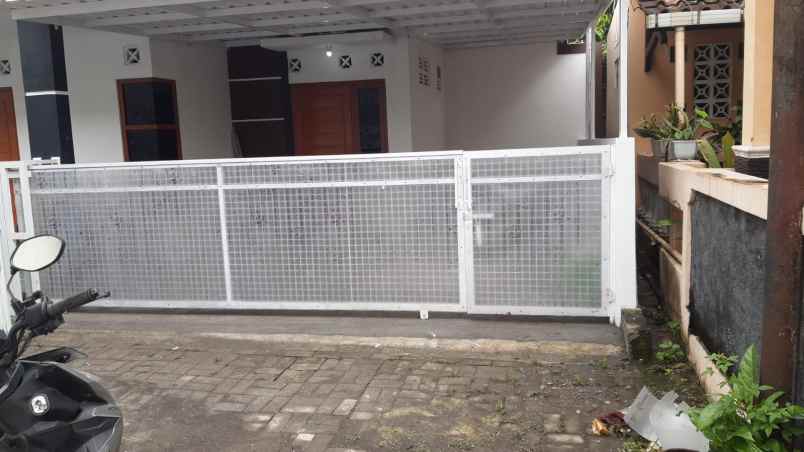 dijual rumah jl sadewa