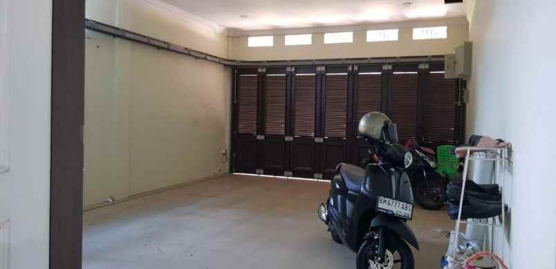 dijual rumah jl singgalang iv