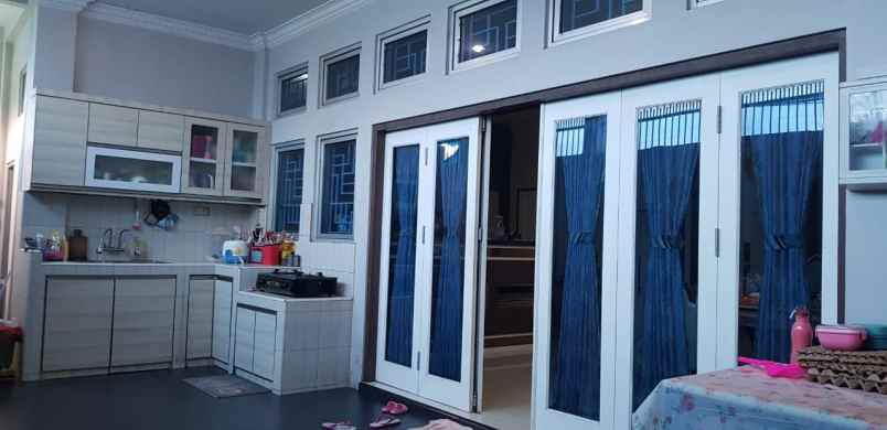 dijual rumah jl singgalang iv