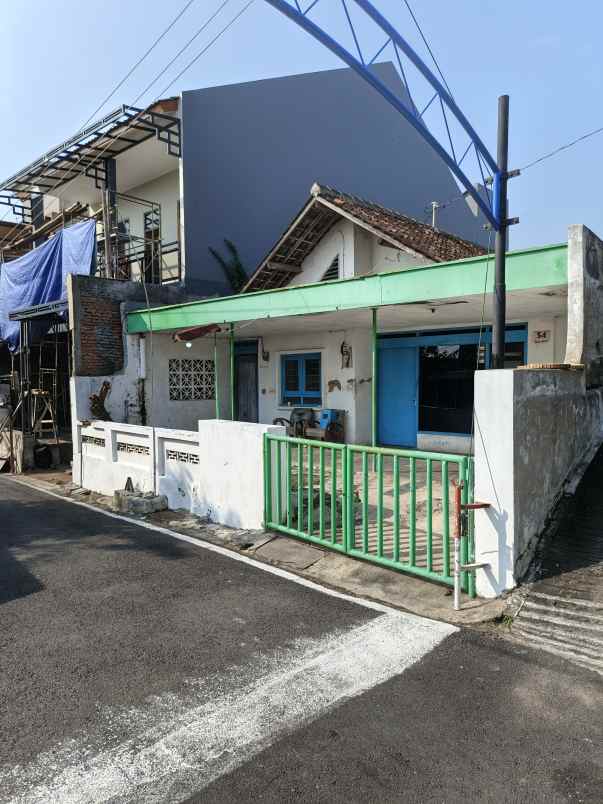 dijual rumah jl tegalsari barat