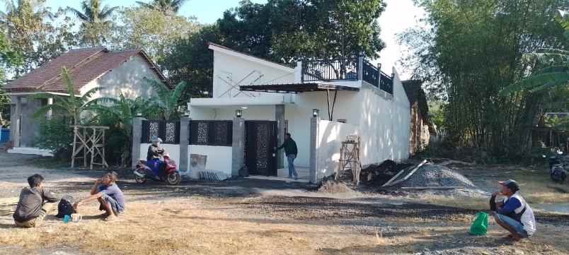 dijual rumah jln pesantren kyai h ali