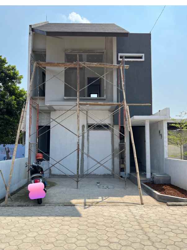 dijual rumah jln raya abdul wahab sawangan