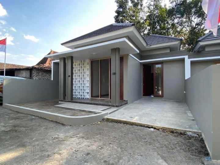 dijual rumah kalasan sleman yogyakarta