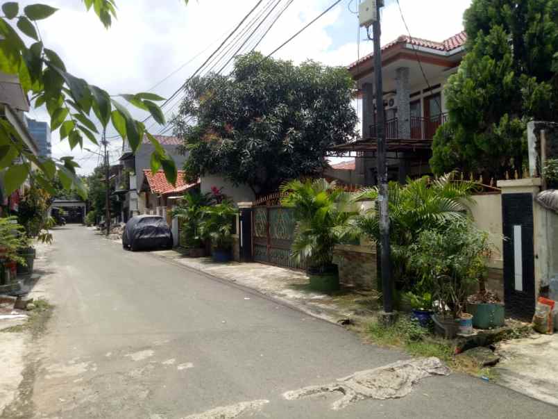 dijual rumah kalibata selatan