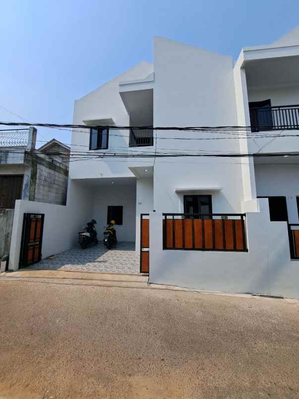 dijual rumah kalisari