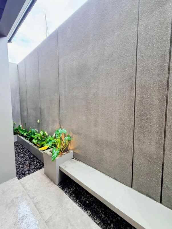 dijual rumah kaliurang km 14