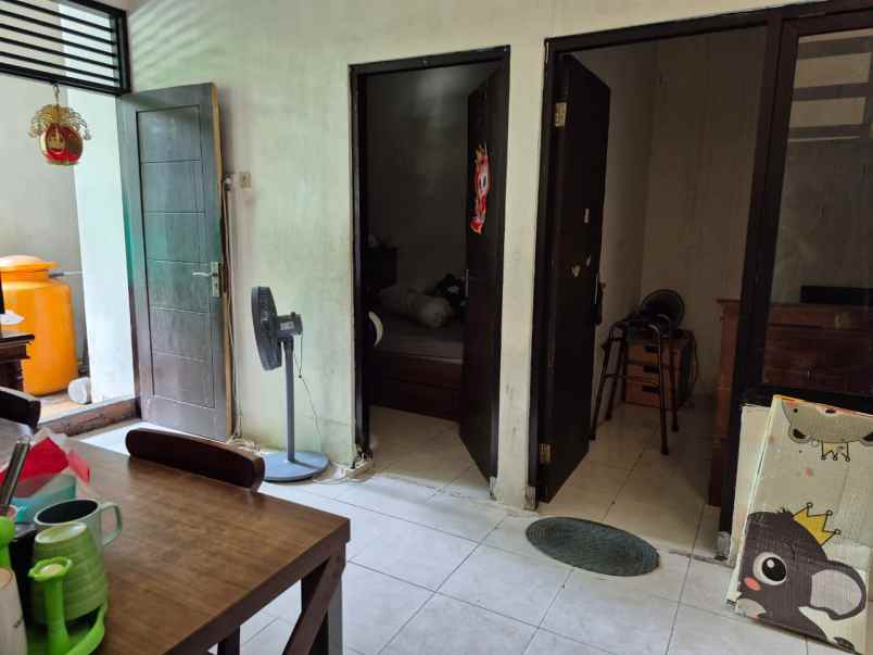 dijual rumah karah surabaya