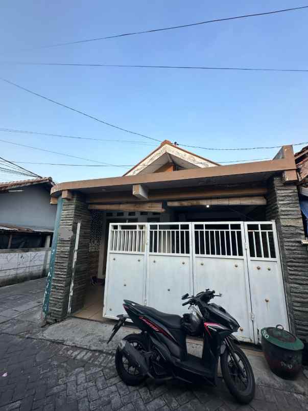 dijual rumah karangan