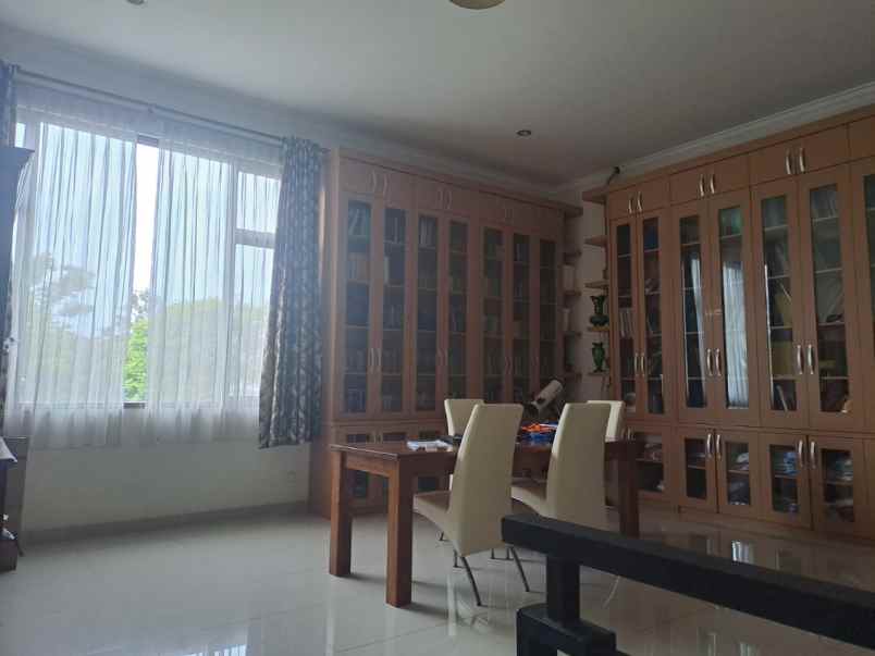 dijual rumah kebagusan