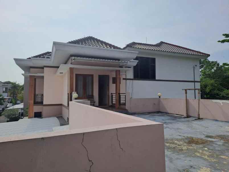 dijual rumah kebagusan