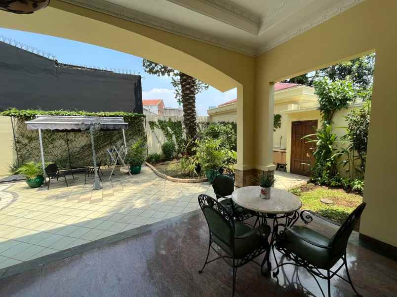 dijual rumah kebayoran baru jakarta selatan