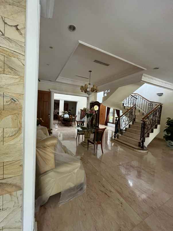 dijual rumah kebayoran baru jakarta selatan