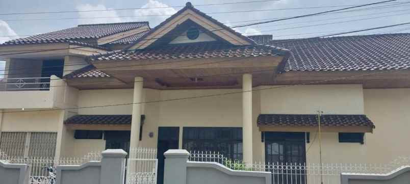 dijual rumah kel tangkerang barat