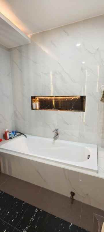 dijual rumah kelapa gading permai