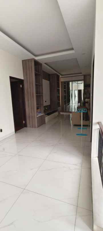 dijual rumah kelapa gading permai