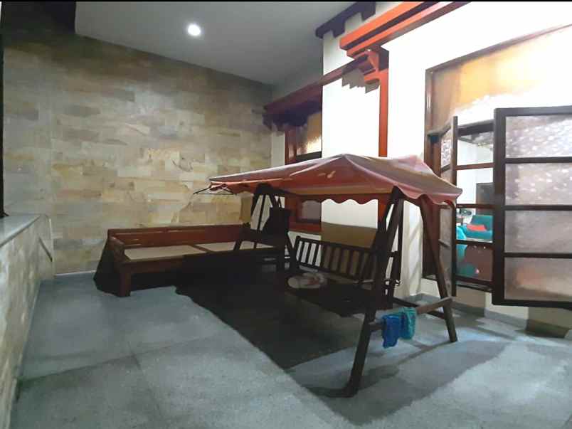 dijual rumah kenari golf bukit golf