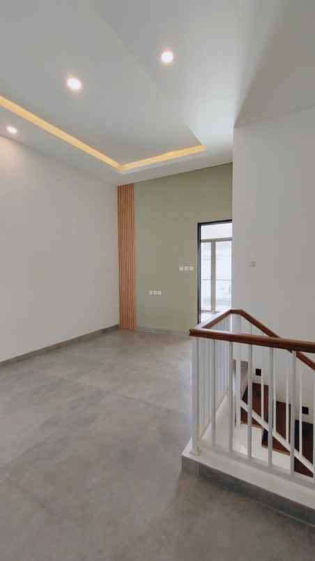 dijual rumah kencana loka bsd city