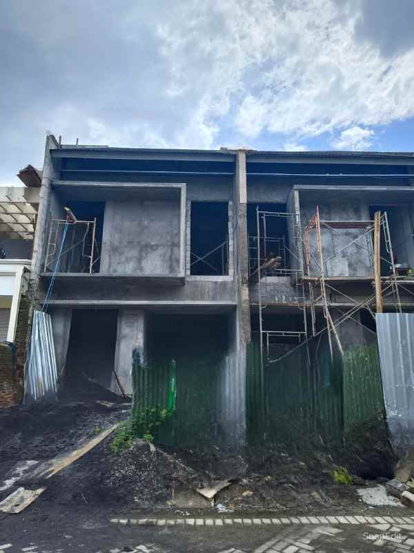 dijual rumah kertajaya indah tengah