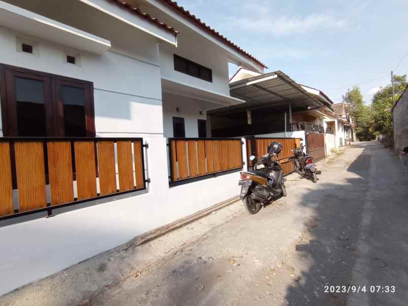 dijual rumah klenggukan