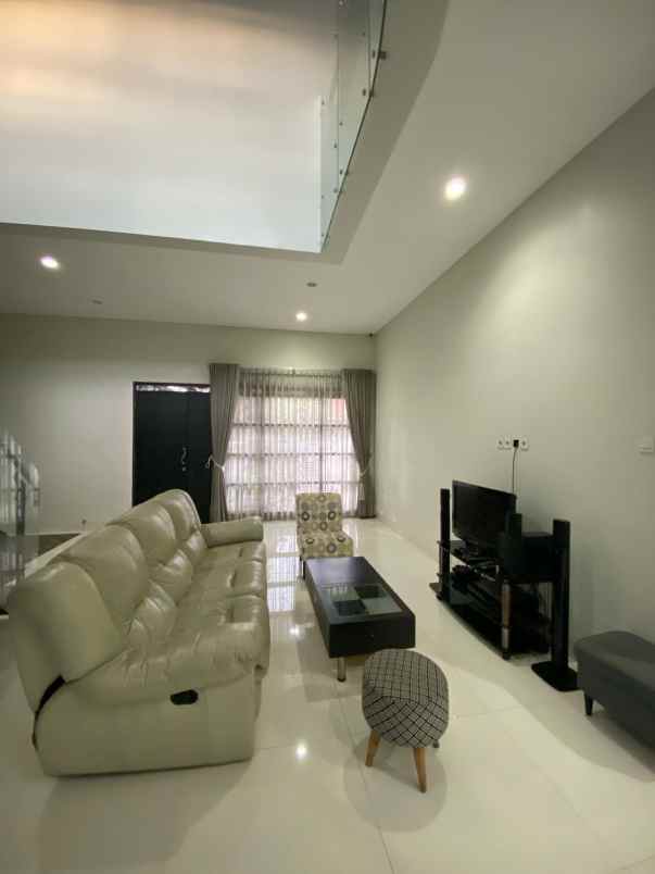 dijual rumah komp bumi adipura bandung